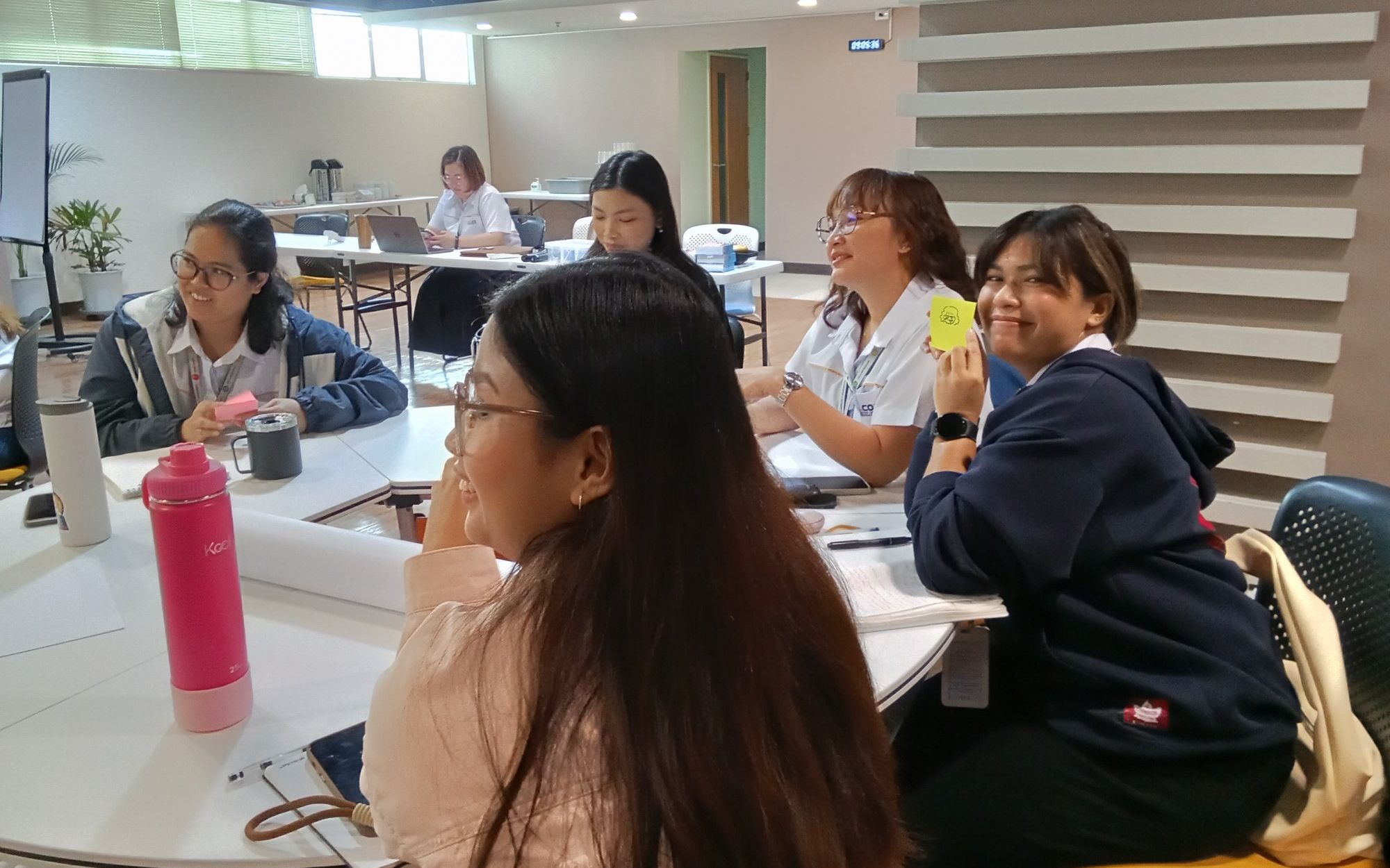 Design thinking for teams or for leaders: which course to book