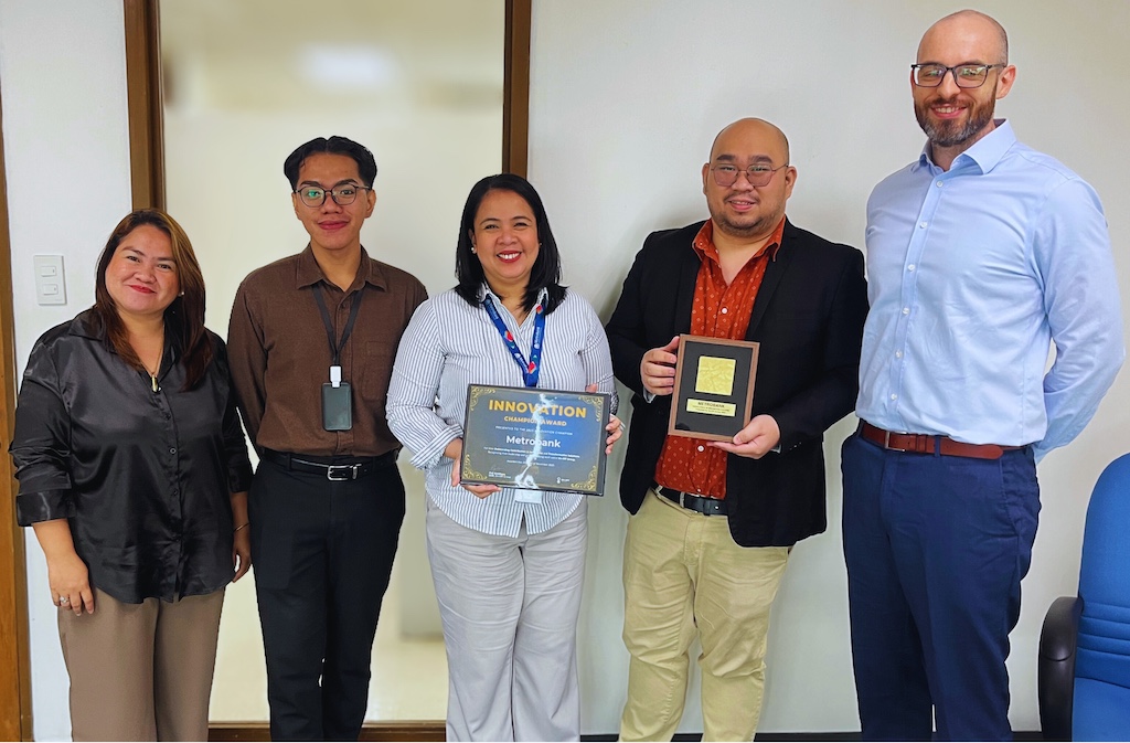 Metrobank team receiving the 2025 Excellence in Innovation Culture Award